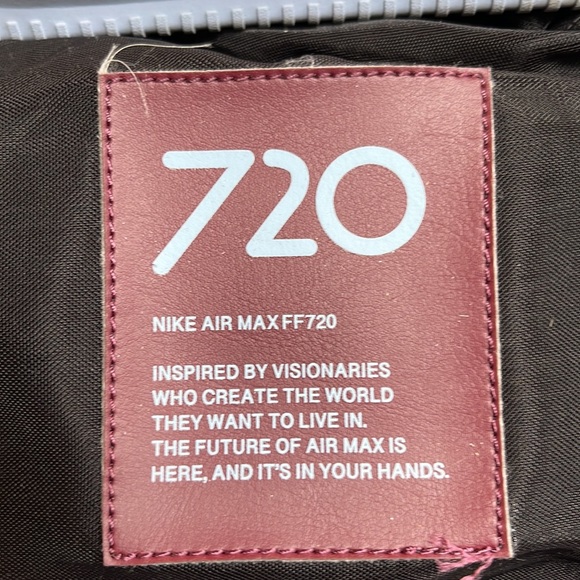 Women’s Nike Air Max FF720 - Picture 2 of 4